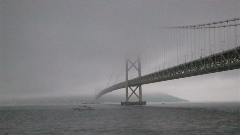 小満の霧