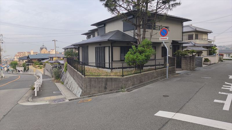 母校跡